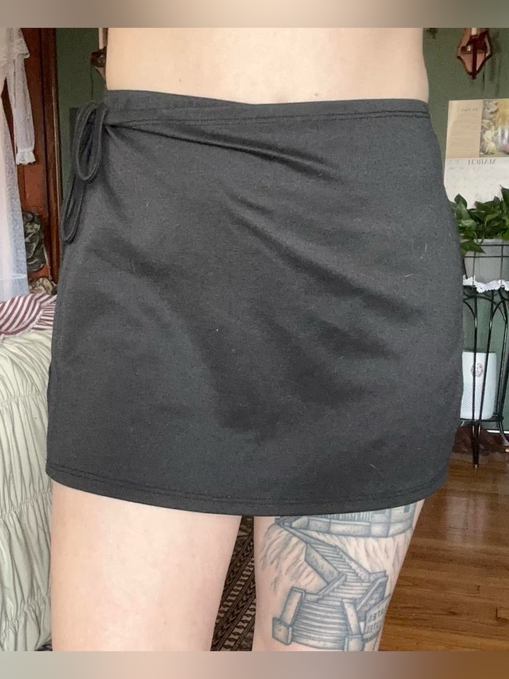 gaze Black Tie-Waist Mini Skirt